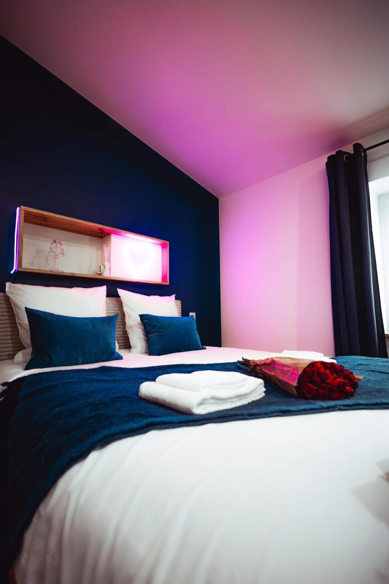 French Klss - Love Room By Prim0 C0Nciergerie Clermont-Ferrand Buitenkant foto