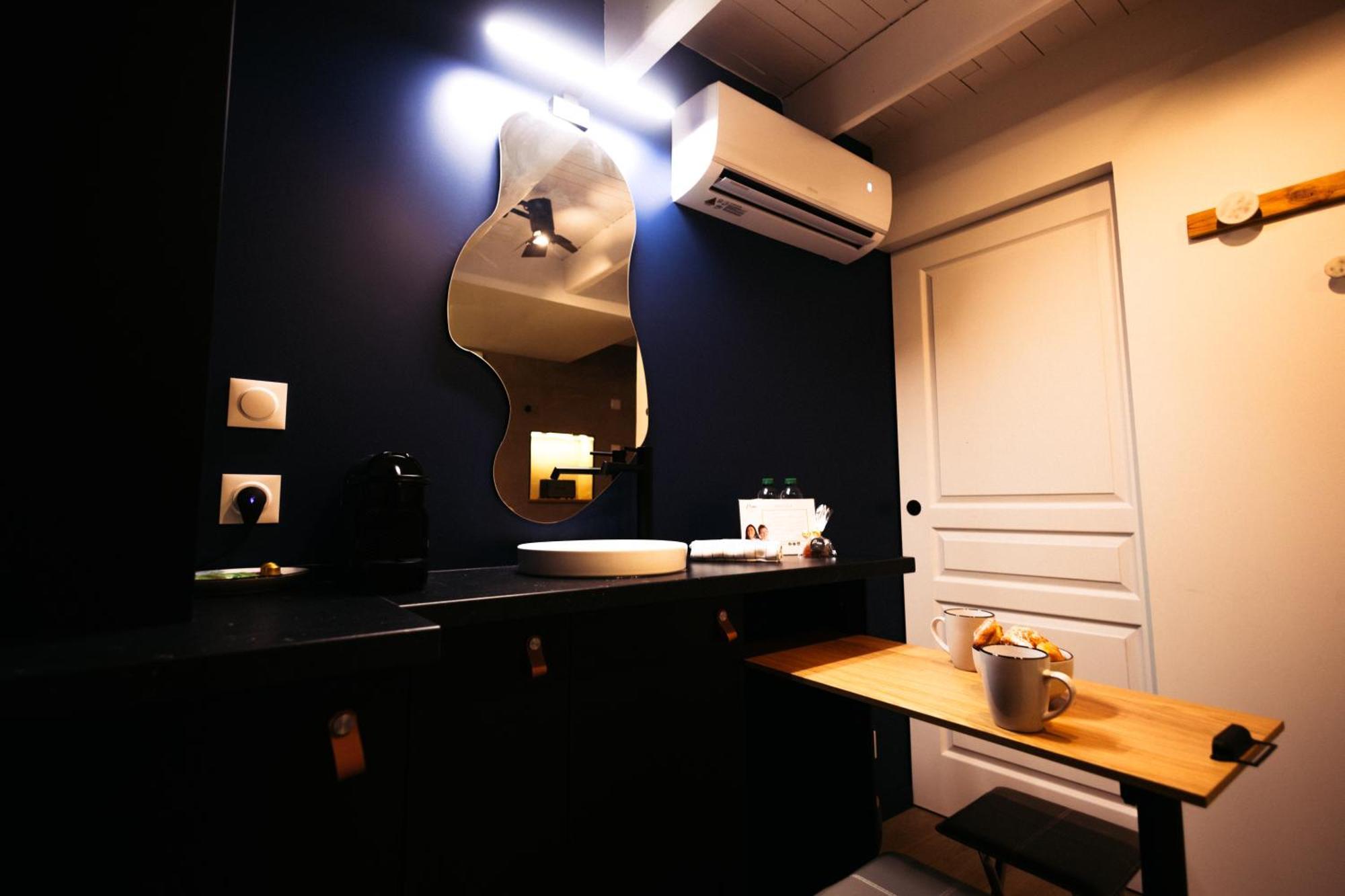 French Klss - Love Room By Prim0 C0Nciergerie Clermont-Ferrand Buitenkant foto